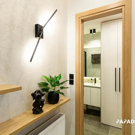 P Deluxe Suite2 Thessaloniki Exterior photo